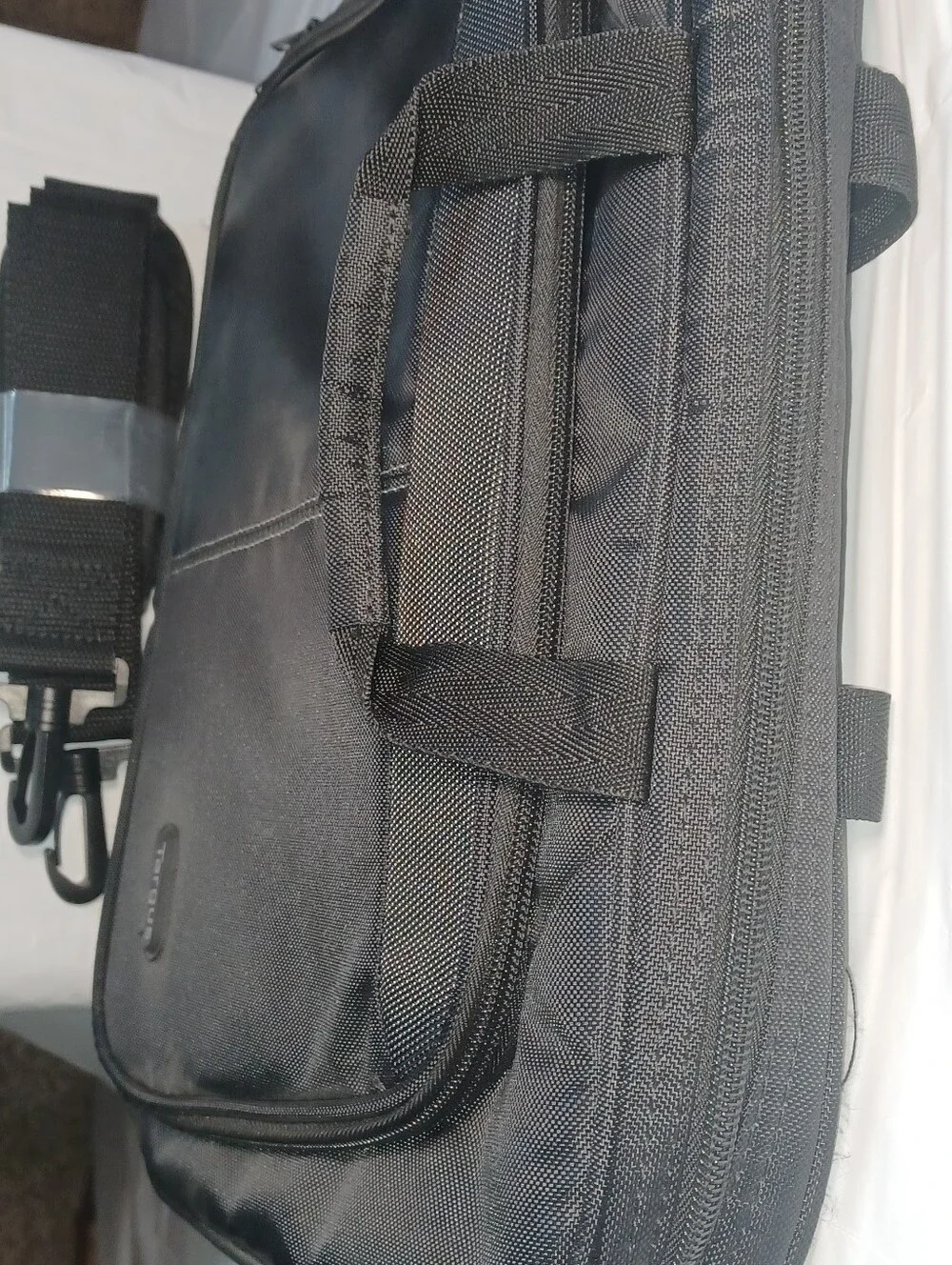 Targus Intellect Black Breifcase With Padded Laptop Area, Front Organizer Pocket